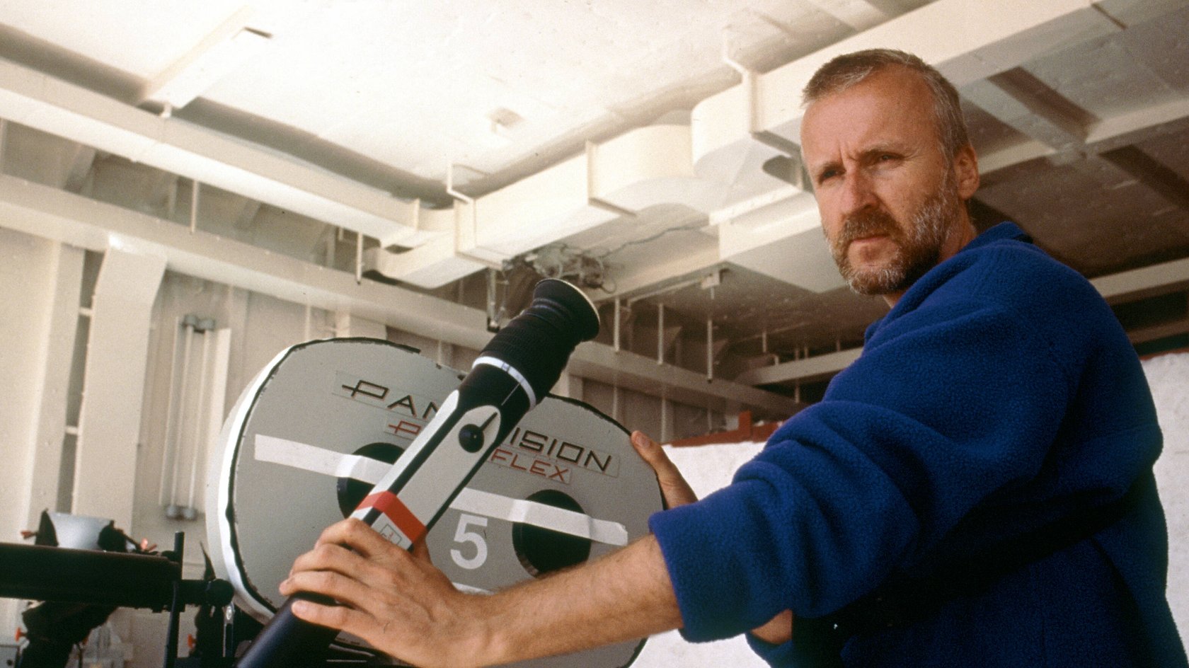 Regisseur James Cameron am Set von „Titanic“.