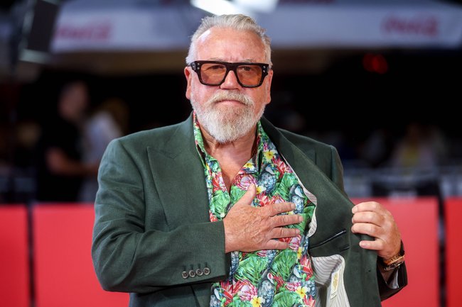 Ray Winstone Star Wars