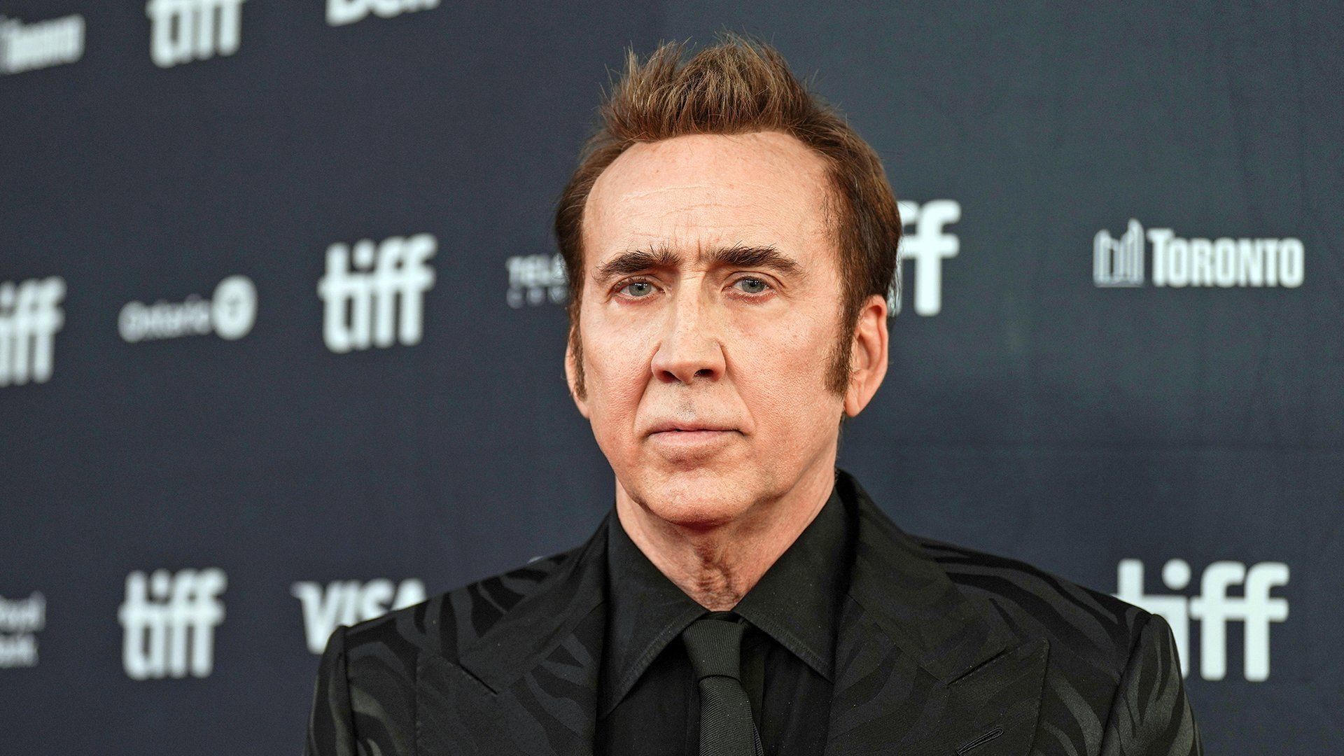 Nicolas-Cage-zog-sich-f-r-diesen-Kriegsfilm-selbst-die-Z-hne-und-das-ganz-ohne-Bet-ubung-