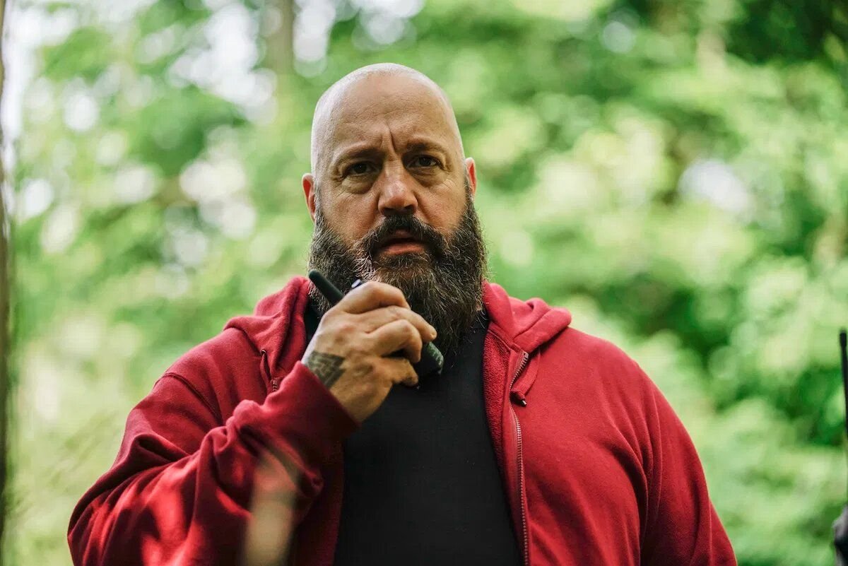 Nach Kevin James: Jetzt wird der nächste Sitcom-Star zum Nazi-Fiesling im blutigen Actionkracher „Becky 3“ f389f9a807797b690965f7256e ZmMgNzc3NzcyNmFmZmZmIDE5MjAgMAM1ZGY5YTc3OTY3Ng==