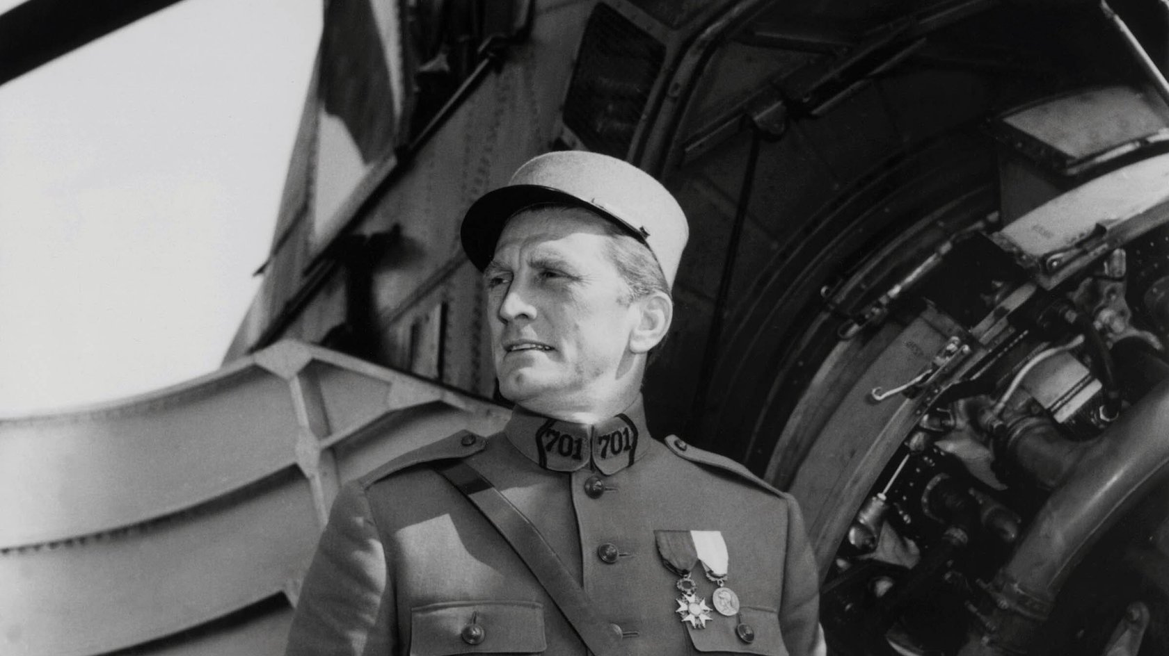 Kirk Douglas als Col. Dax in „Wege zum Ruhm“.