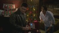 Für „Supernatural“ Fans: Originaler Weihnachtspullover hier im Angebot