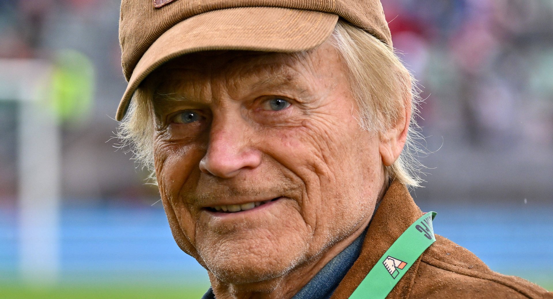 Hier ansehen: Terence Hill kehrt überraschend als Westernheld zurück