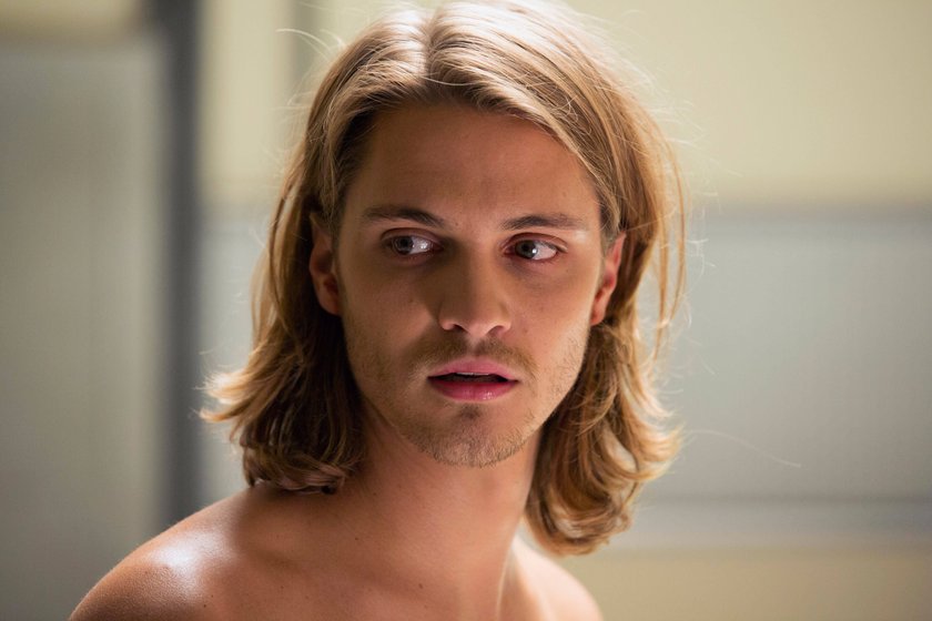 TRUE BLOOD, Luke Grimes, Don t You Feel Me , Season 6, ep. 606, airs July 21, 2013, 2008-. photo: John P. Johnson / HBO / Courtesy: Everett Collection HBO/Courtesy Everett Collection ACHTUNG AUFNAHMEDATUM GESCHÄTZT PUBLICATIONxINxGERxSUIxAUTxONLY Copyright: xHBO/CourtesyxEverettxCollectionx TCDTRBL EC341