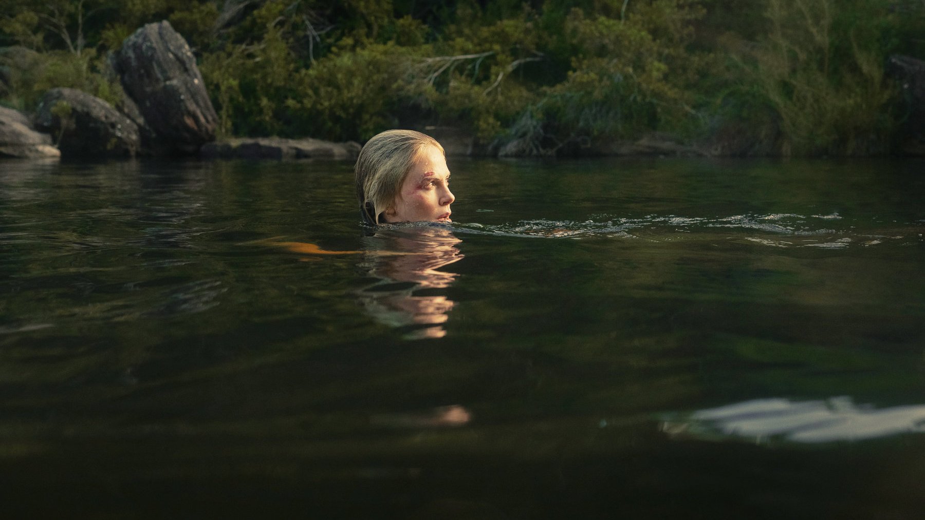 -Immer-besser-und-besser-Erster-Trailer-zur-Netflix-Survival-Action-mit-Charlize-Theron-Taron-Egerton