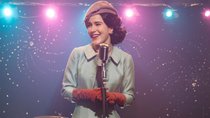 „The Marvelous Mrs. Maisel“: So sehen die Stars der Amazon-Serie im echten Leben aus