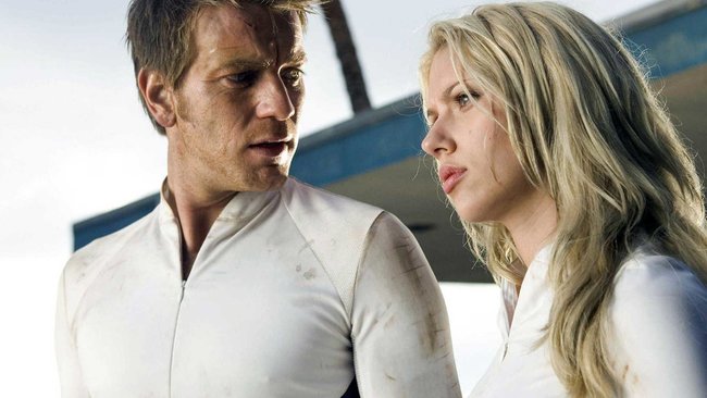 Lincoln Six-Echo (Ewan McGregor) und Jordan Two-Delta (Scarlett Johansson) sind skeptisch.