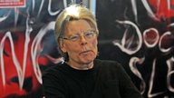 "Einfach langweilig selbstverliebt": Stephen King feuert gegen Action-Kracher von Quentin Tarantino