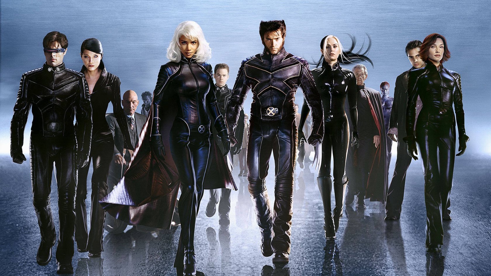Halle Berry, Hugh Jackman, Famke Janssen und James Marsden in „X-Men – Der Film“.