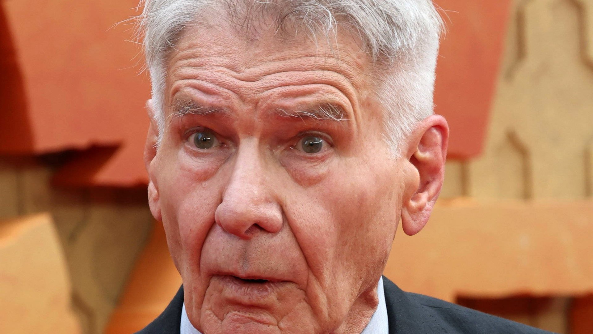 Beim besten Sci-Fi-Film mit Harrison Ford kam es zum fiesen Action-Unfall, bei dem ein Star sich den Knochen zersplittert hat