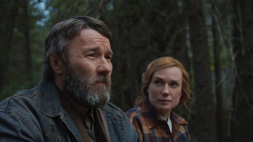&#x20;Joel&#x20;Edgerton&#x20;als&#x20;Robert&#x20;Grainier&#x20;und&#x20;Kerry&#x20;Condon&#x20;als&#x20;Claire&#x20;Thompson&#x20;in&#x20;Netflix&#x27;&#x20;&quot;Train&#x20;Dreams&quot;.