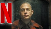 "Monster" auf Netflix: Hat Ed Gein wirklich so gesprochen? Charlie Hunnam erklärt seine stimmliche Darbietung