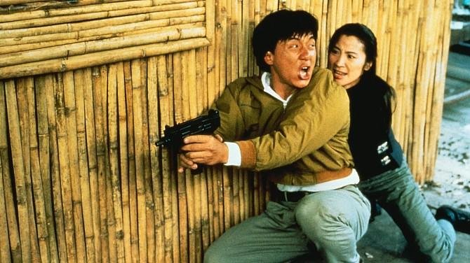 In „Police Story 3“ ist Chan mal wieder Undercover im Einsatz. In „Police Story 3“ ist Chan mal wieder Undercover im Einsatz.