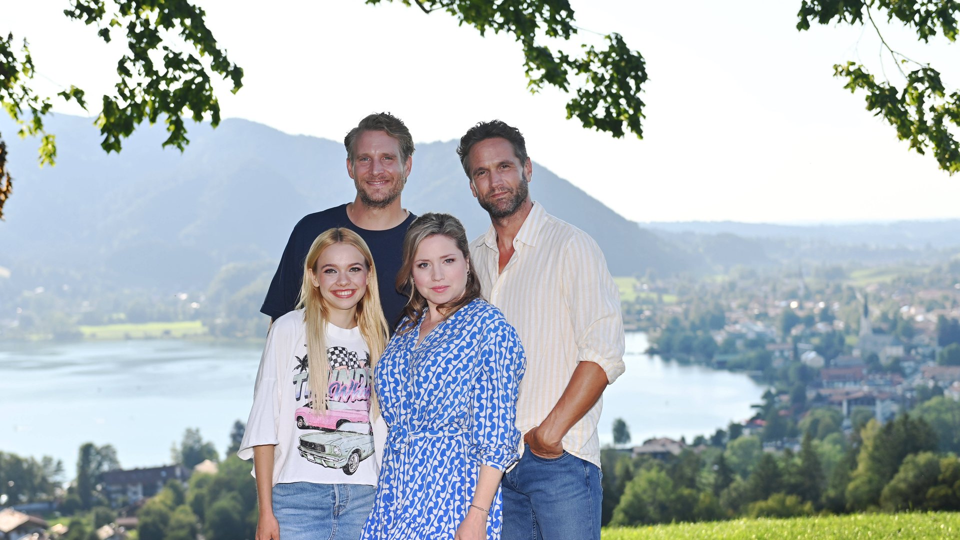 Die Landarztpraxis” Staffel 4: Sat.1-Chef lässt die Bombe platzen – Fans  haben Grund zur Freude