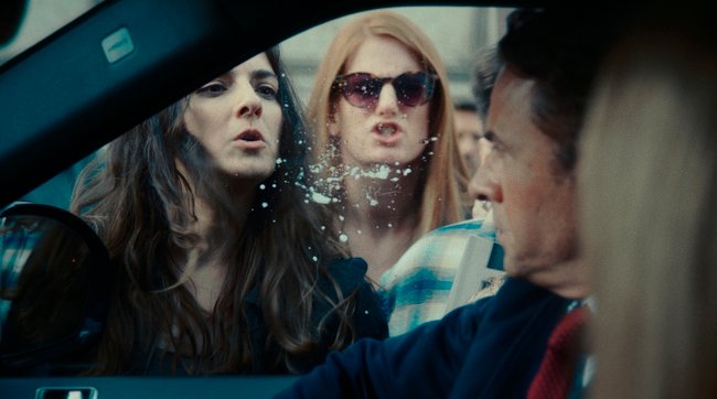 ARD/HR TATORT: FACKEL, Fernsehfilm, Deutschland 2026, Buch: Sebastian Heeg und Tom Schilling, Regie: Rick Ostermann, am Sonntag (22.03.26) um 20:15 Uhr im ERSTEN und in der ARD Mediathek.
Almila Adak (Seyneb Saleh) und Steffen Böttcher (Stephan Luca)
© HR/ARD Degeto Film/Sommerhaus/Philipp Sichler, honorarfrei - Verwendung gemäß der AGB im engen inhaltlichen, redaktionellen Zusammenhang mit genannter HR-Sendung bei Nennung "Bild: HR/ARD Degeto Film/Sommerhaus/Philipp Sichler" (S2). HR/Pressestelle, Tel: 069/155-4954 ARD/HR TATORT: FACKEL, Fernsehfilm, Deutschland 2026, Buch: Sebastian Heeg und Tom Schilling, Regie: Rick Ostermann, am Sonntag (22.03.26) um 20:15 Uhr im ERSTEN und in der ARD Mediathek.
Almila Adak (Seyneb Saleh) und Steffen Böttcher (Stephan Luca)
© HR/ARD Degeto Film/Sommerhaus/Philipp Sichler, honorarfrei - Verwendung gemäß der AGB im engen inhaltlichen, redaktionellen Zusammenhang mit genannter HR-Sendung bei Nennung "Bild: HR/ARD Degeto Film/Sommerhaus/Philipp Sichler" (S2). HR/Pressestelle, Tel: 069/155-4954