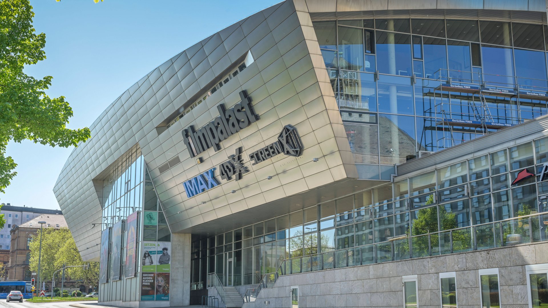 Technik-im-Kino-Fl-ssige-Bilder-vibrierende-Sitze-Was-hinter-HFR-D-Box-IMAX-und-Co-steckt