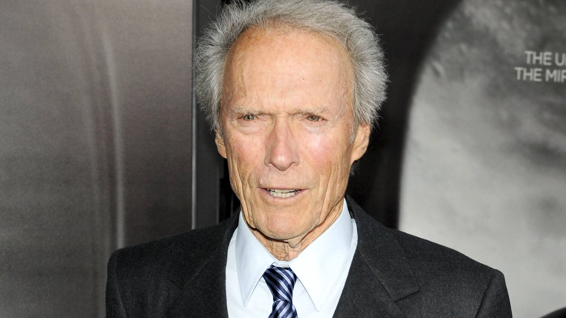 Clint Eastwood gesteht: Diese verstörende Szene aus seinem Kultfilm wurde aus einem anderen Film geklaut e84d400896782099fb2112ae2d cmUgMTkyMCADODllZDA2MjkyMjI=