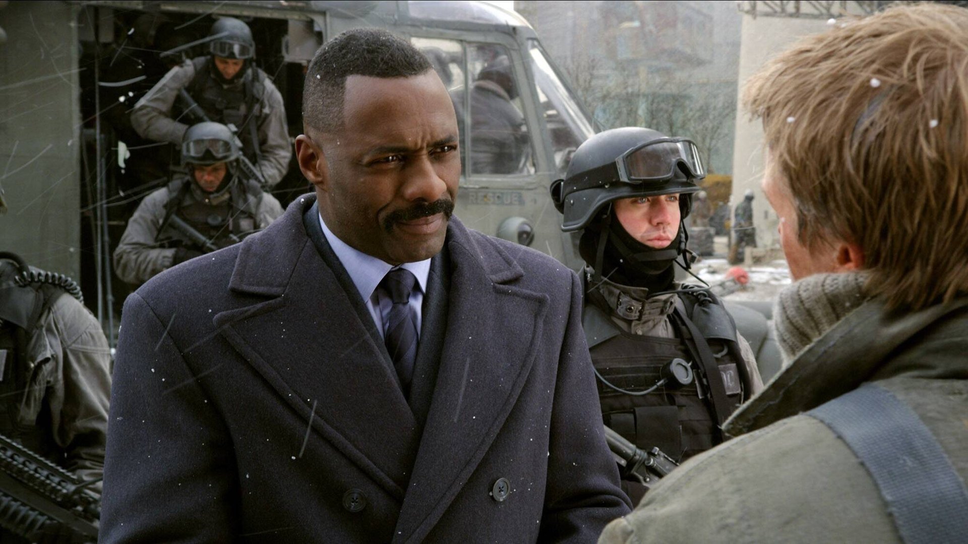 „Sollten nicht versuchen, ihn woke zu machen“: Actionstar Idris Elba hat eine klare Meinung zu James Bond