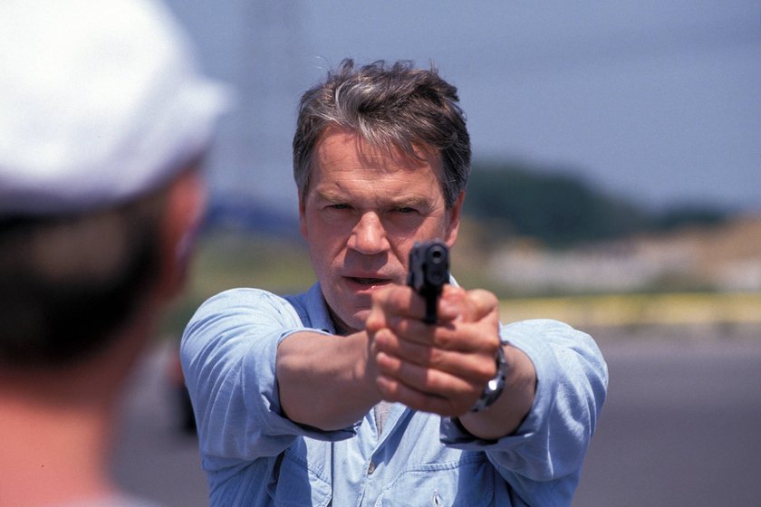 Bildnummer: 50070547  Datum: 15.09.1999  Copyright: imago/Gueffroy
Jürgen Heinrich als Hauptkommissar in Wolffs Revier, Personen; 1999, Kommissar, Schauspieler, Fernsehschauspieler, TV, Dreharbeiten, Fernsehdreh, Set, Filmset, Fernsehen, Fernsehserie, Pistole; , quer, Kbdia, Einzelbild, close, darstellende, Schauspiel, Film, Kunst, Deutschland, Aktion, People