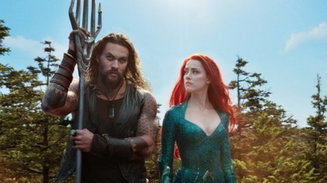 Jason Momoa und Amber Heard als Aquaman und Mera 