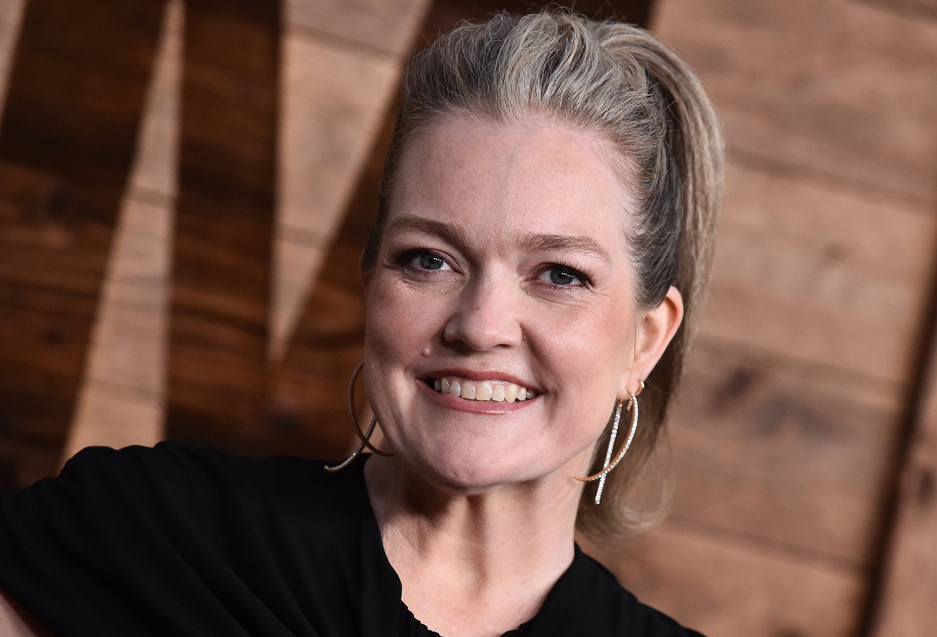 Colleen Hoover produziert neue Romanverfilmung für Amazon: Buchfans gehen auf die Barrikaden