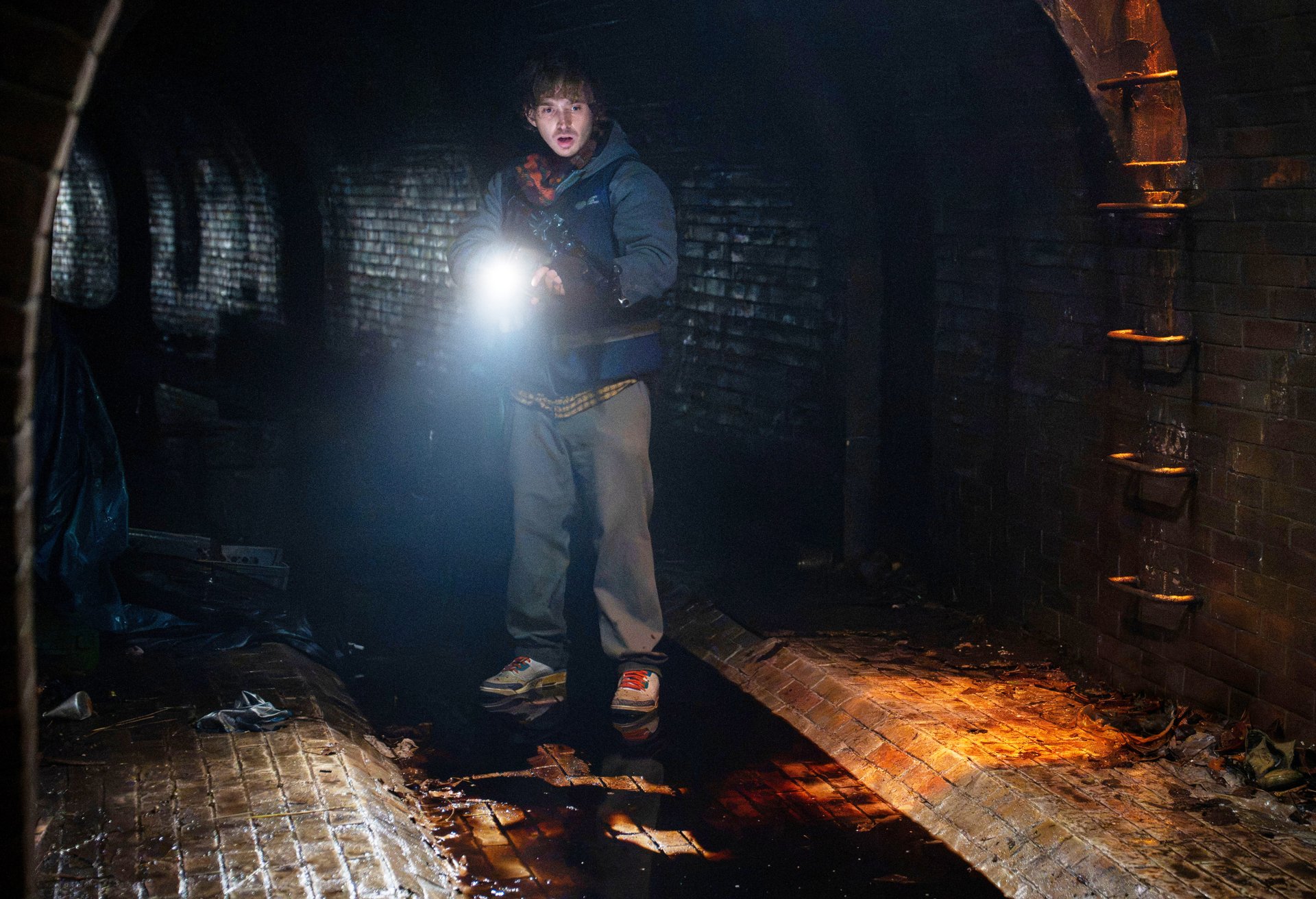 Zu viel Humor: „Resident Evil“ musste drastisch geändert werden, um den Horror zu garantieren d7924318e14546adad3842ef24 ZmMgNmJmNjFlOGFmZmZmIDE5MjAgMAM5OWQyMTE0ZDMyMg==