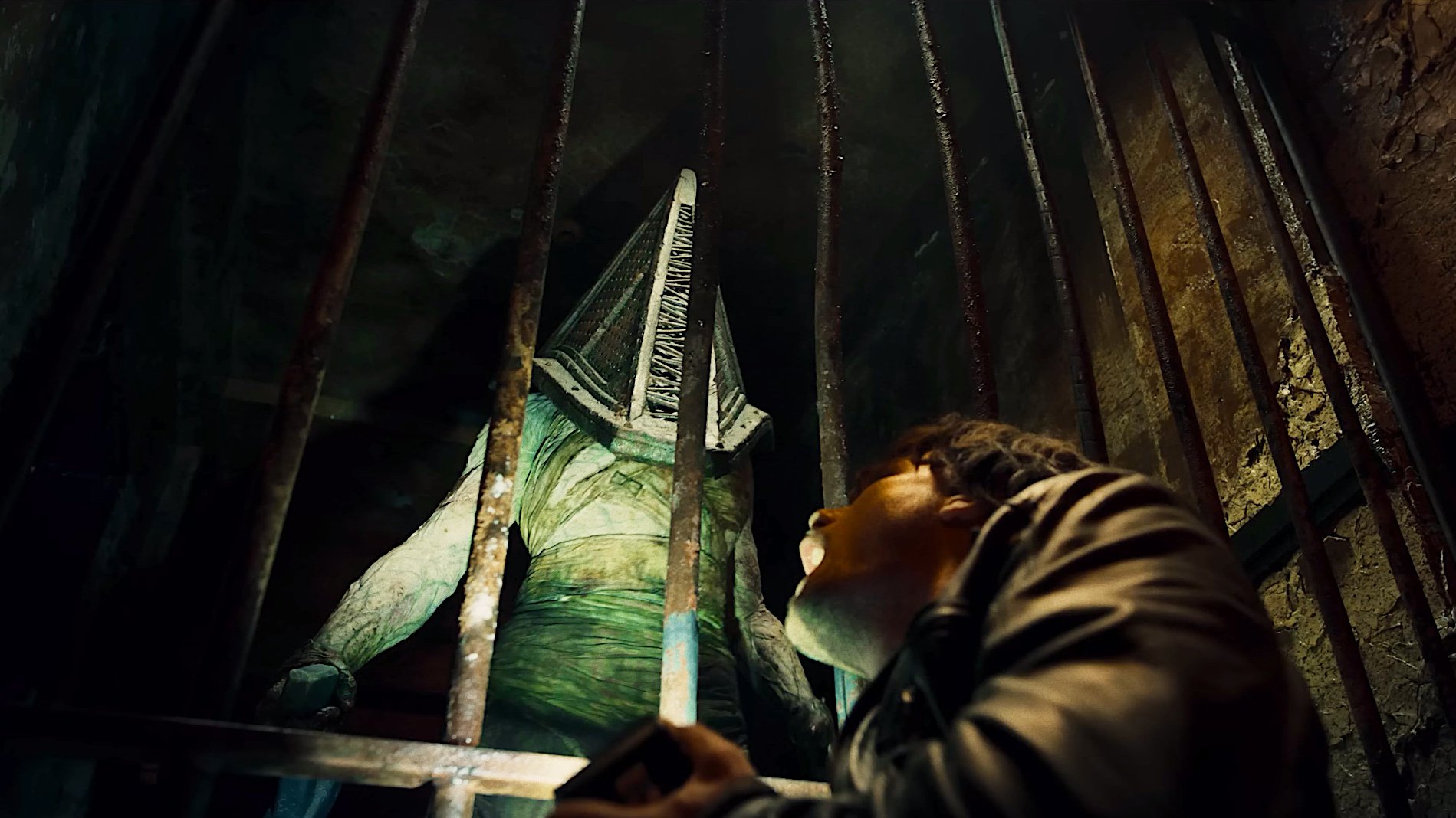 13-Jahre-sp-ter-Der-Pyramid-Head-erwartet-euch-im-Trailer-zur-verst-renden-Horror-R-ckkehr