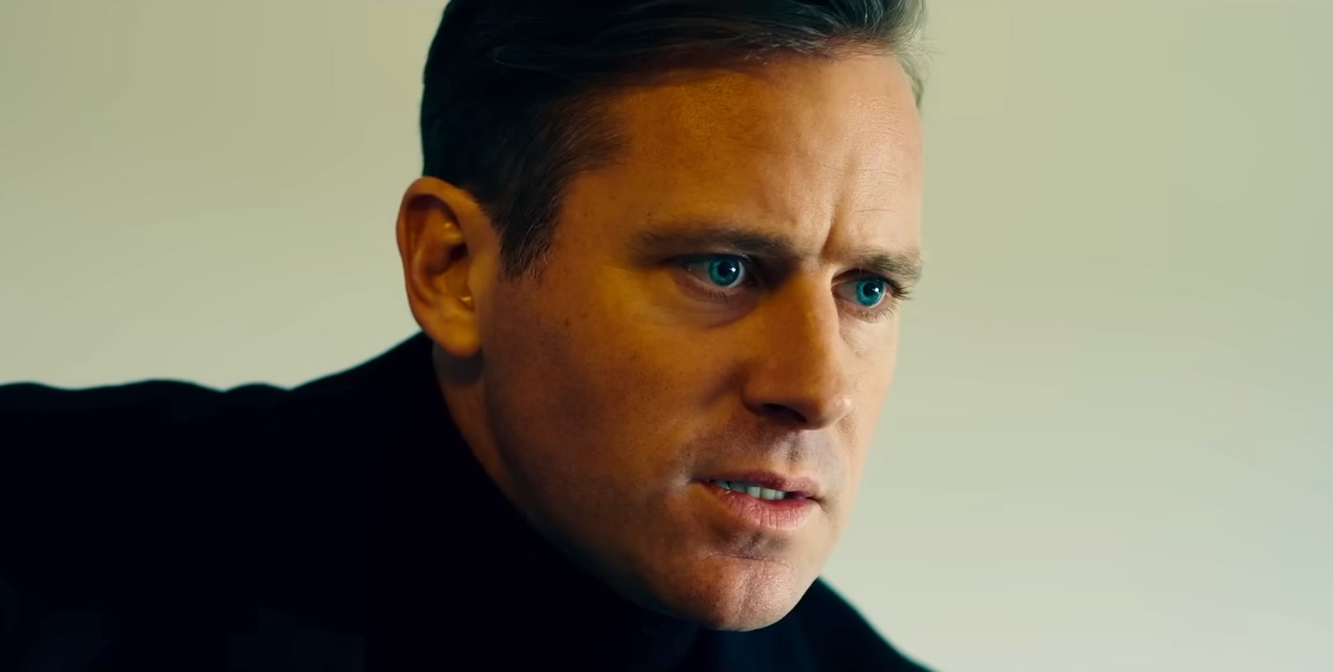 „Hasserfüllt“ & „widerlich“: Armie Hammer distanziert sich von Uwe Bolls FSK-18-Actionfilm „Citizen Vigilante“