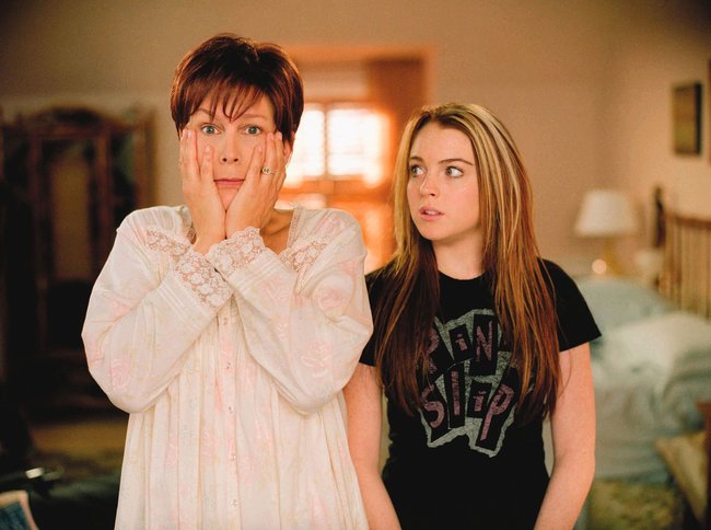 Tess (Jamie Lee Curtis) und ihre Tochter Anna (Lindsay Lohan) haben ein Problem.