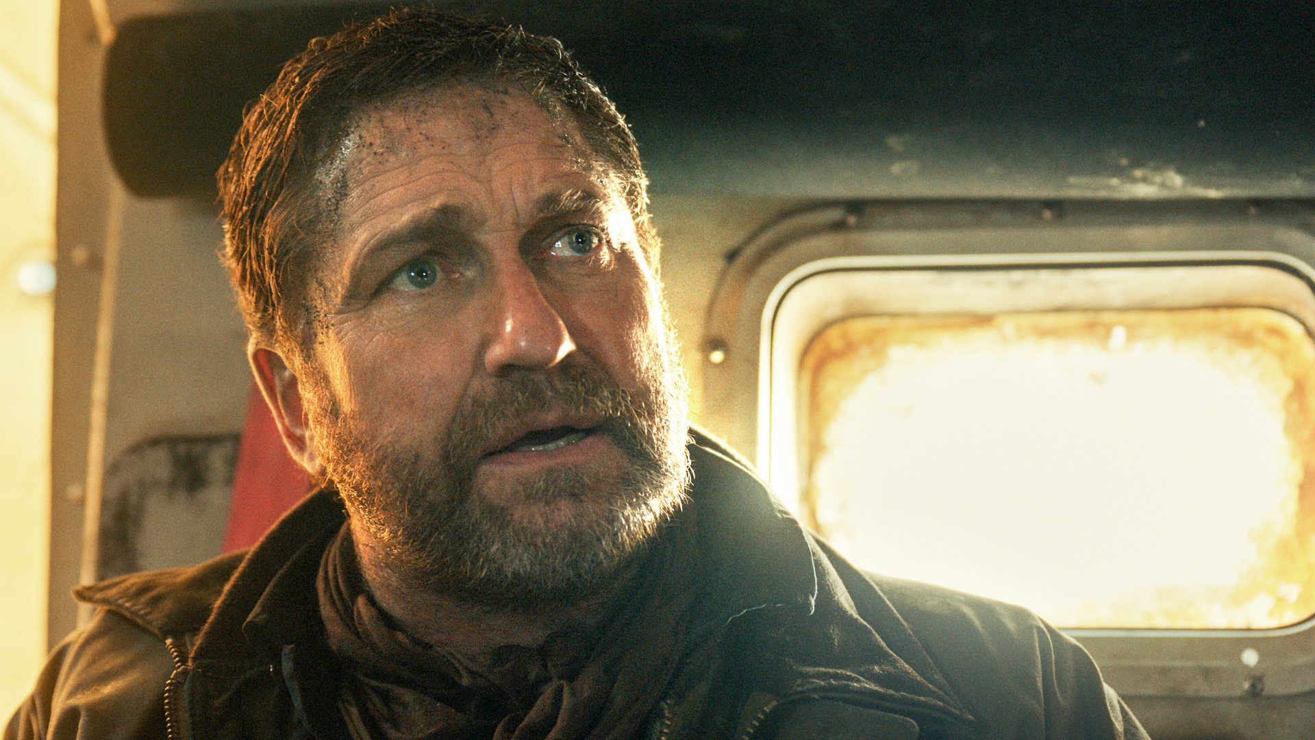 Ab-Montag-bei-Amazon-Doppelte-Action-mit-Gerard-Butler