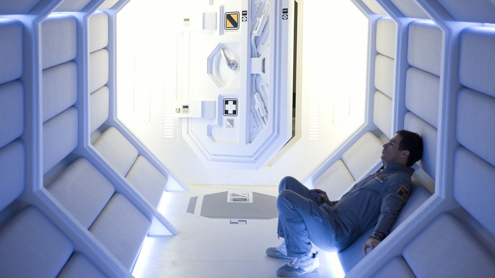 Verlassen im All: Astronaut Sam Bell (Sam Rockwell)