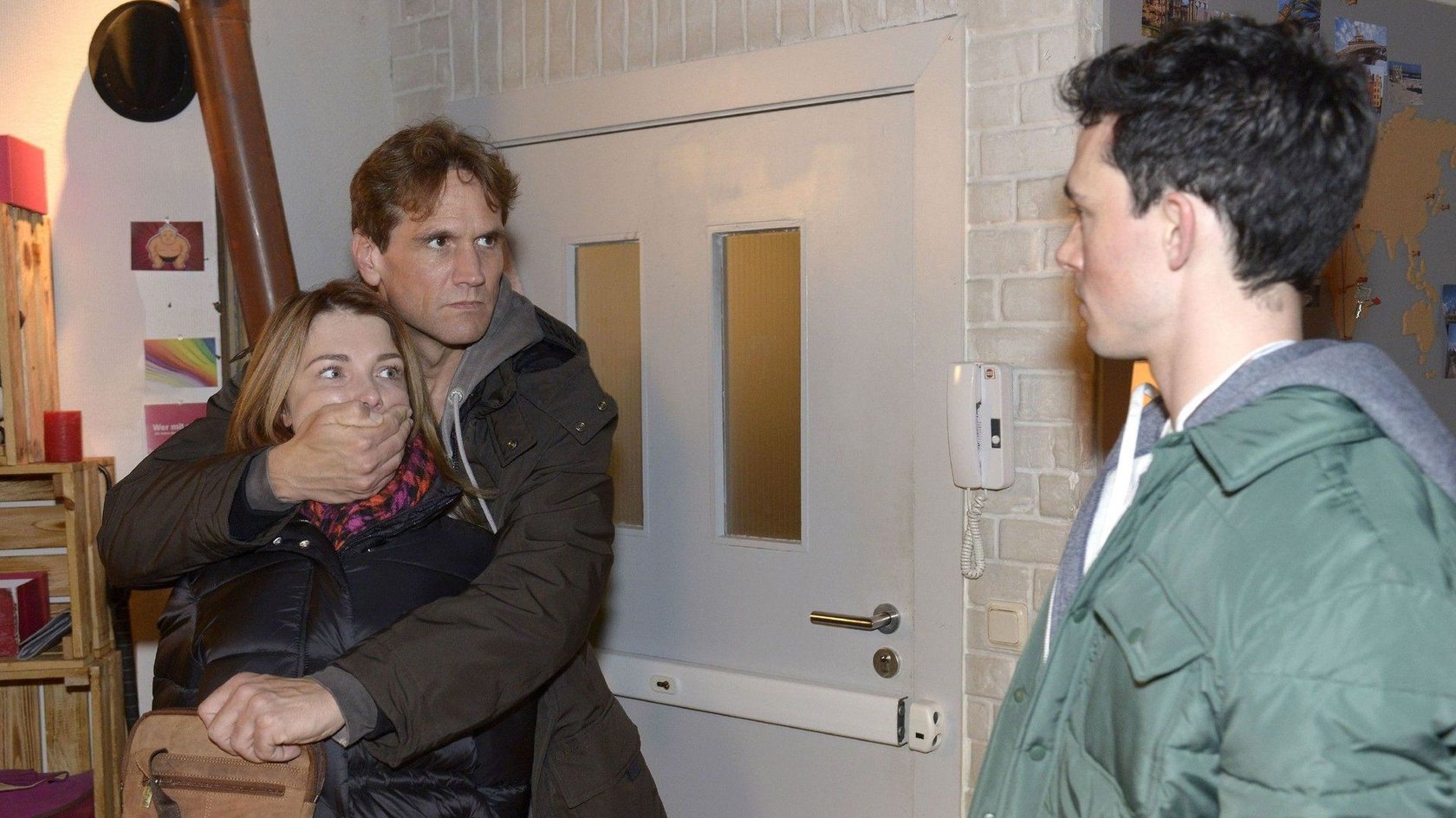 GZSZ-Duo bangt um Lillys Leben: Martin lockt seine Opfer an die Havel