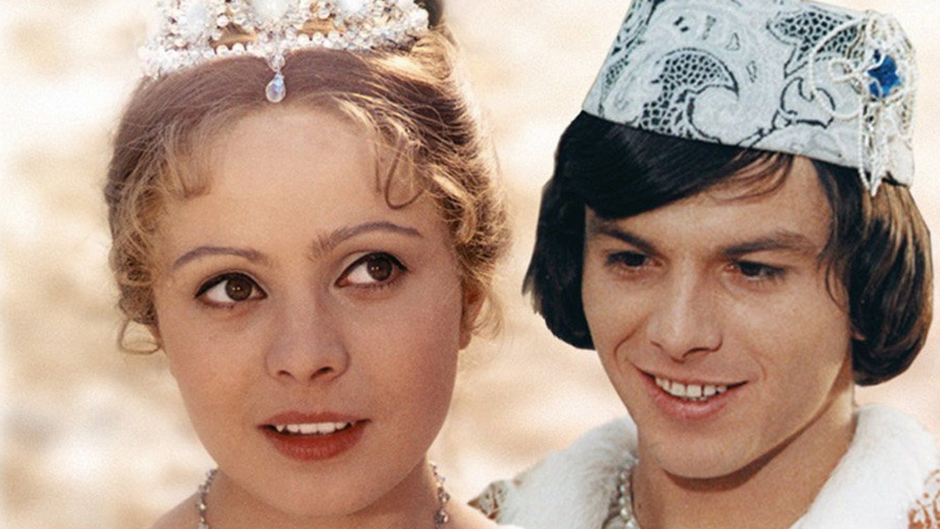 „Drei Haselnüsse für Aschenbrödel“: So sieht der Prinz aus dem Kult-Märchen heute aus