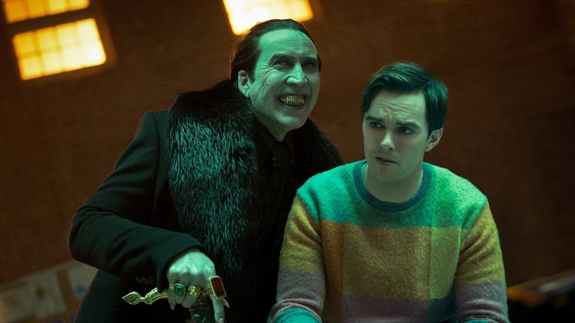 Nicoals Cage und Nicholas Hoult im 2023er-Horrorspaß „Renfield“.