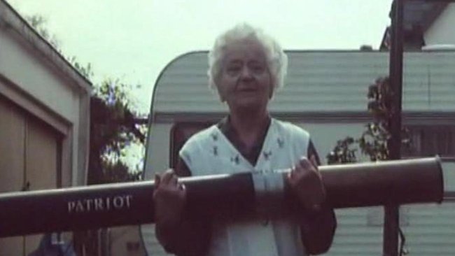 Im Reality-TV sind im Jahr 2004 die absurdesten Sachen zu sehen.