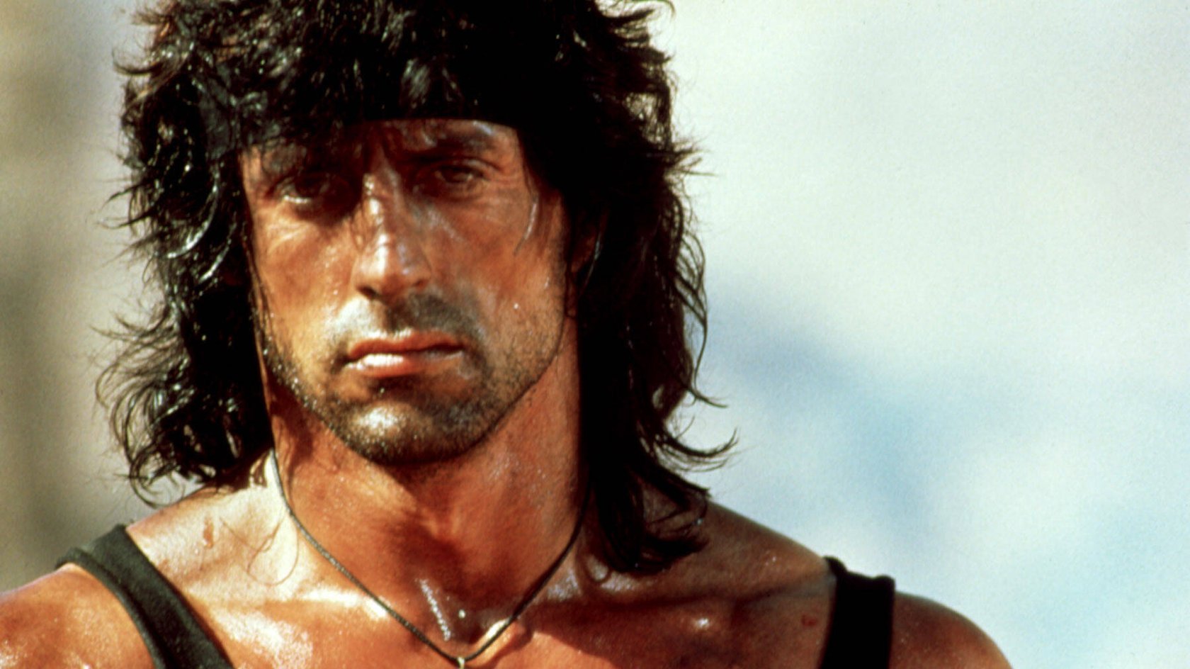 Sylvester Stallon als John Rambo in „Rambo III“.