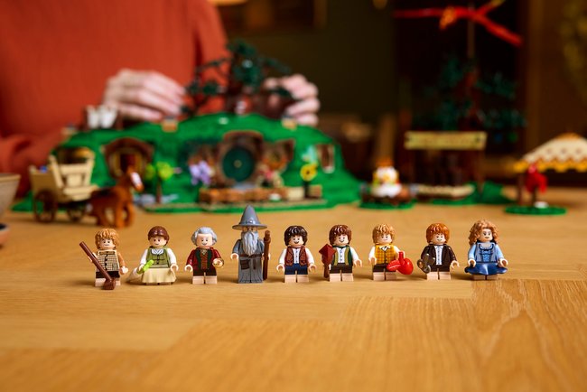 Die Minifiguren machen das Auenland-Set komplett.