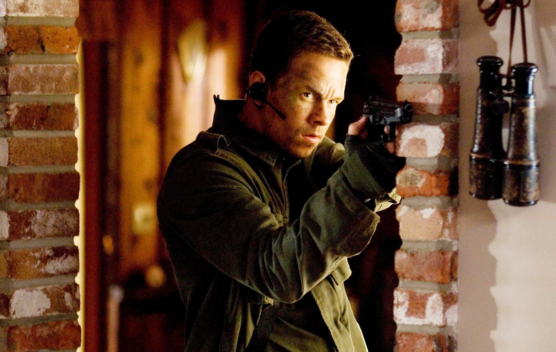 Endlich wieder Action à la „Shooter“: Mark Wahlberg & Netflix drehen Militär-Knaller 1a46bccaa614f2a65711f3cabc ZmMgODlmODZjNTJmZmZmIDE5MjAgMANjMjE2YzZmNjEzYg==