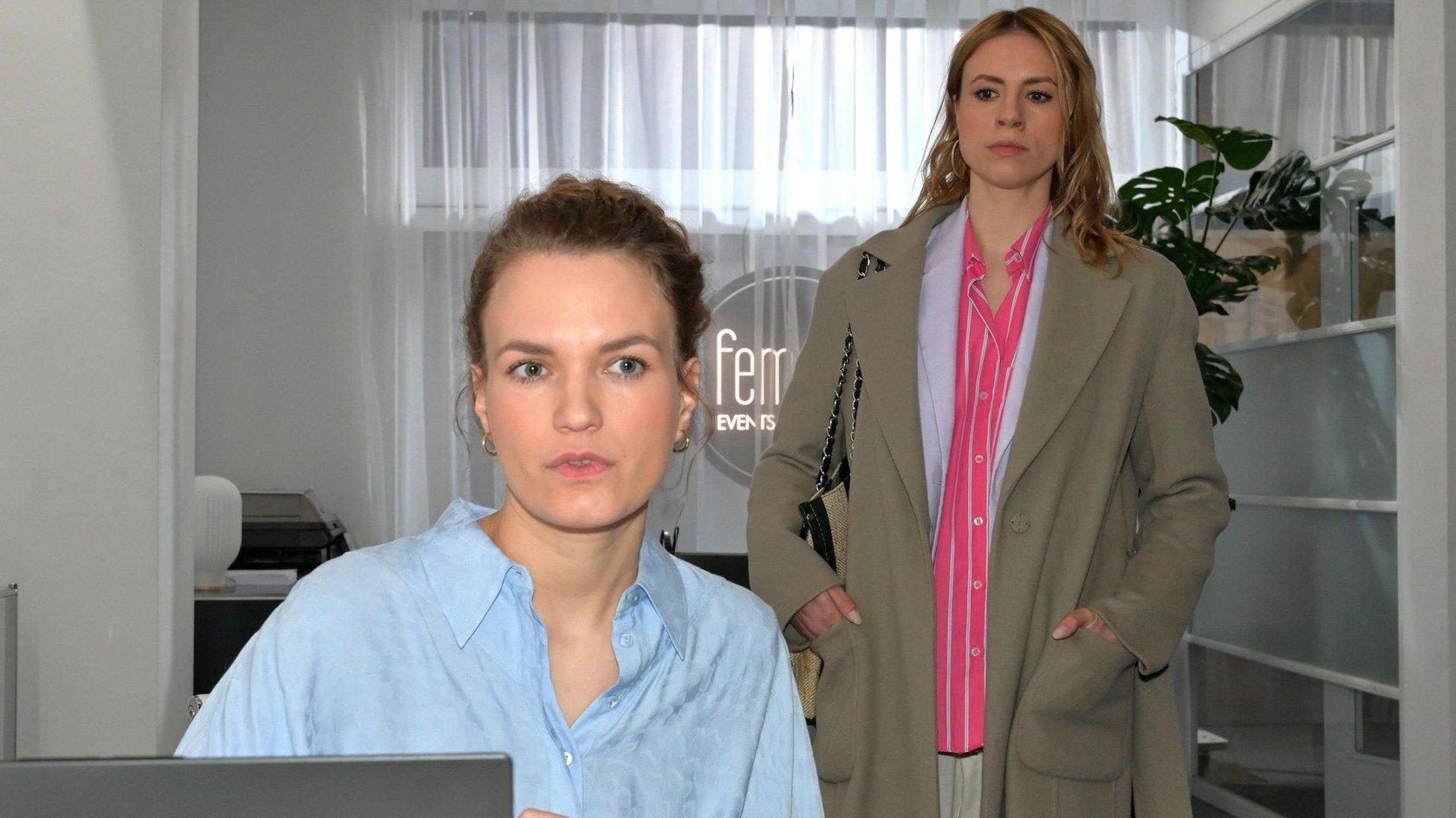 Neue Wendung im Adoptionsdrama bei GZSZ? Zoe wird von ihren Muttergefühlen  überwältigt