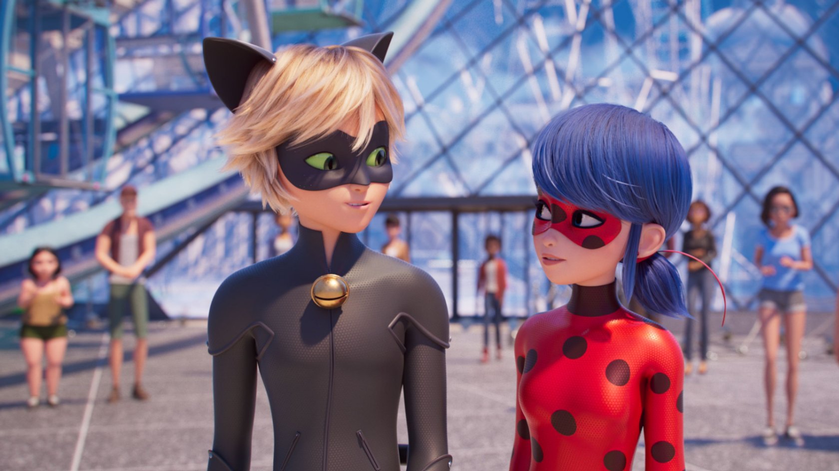 Cat Noir und Ladybug auf Mission in Paris.