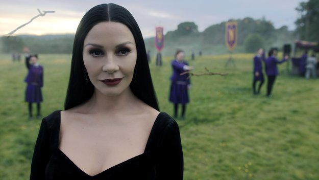 32 Jahre vor „Wednesday“: So anders sah Catherine Zeta-Jones früher aus