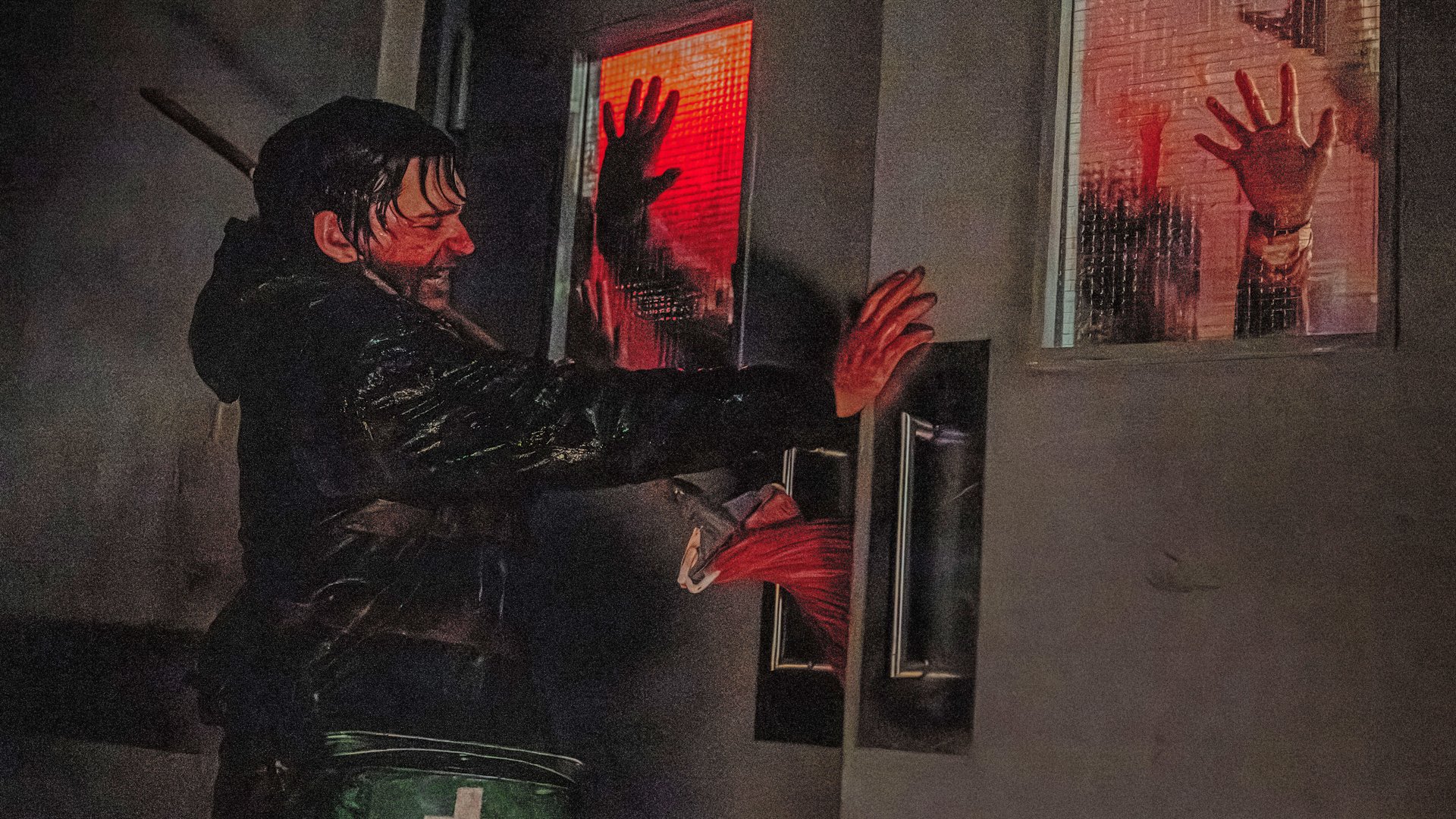 „Eine richtig intensive Achterbahnfahrt“: „Resident Evil“-Regisseur Zach Cregger über Horror-Hits wie „Obsession“, „Backrooms“ & Co. 525cf4b6026c52f3857e809a78 ZmMgN2RhYjZiOGZmZmZmIDE5MjAgMANkYzVjYjI1MzcwNw==