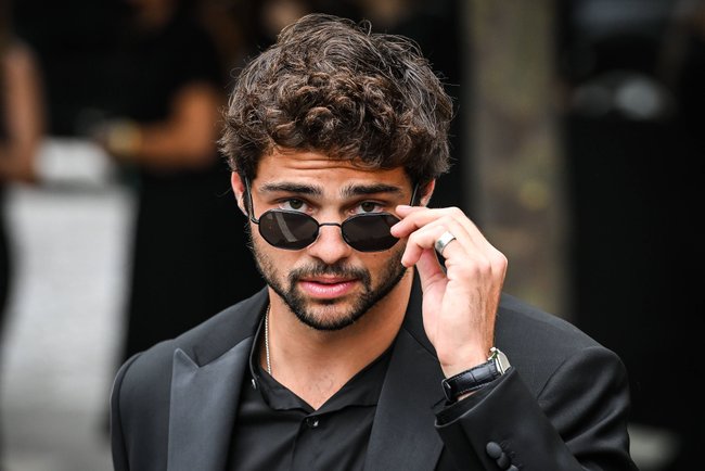 Entertainment Bilder des Tages July 4, 2023, Paris, France, France: Noah CENTINEO attends the Giorgio Armani Prive Haute Couture Fall/Winter 2023/2024 show as part of Paris Fashion Week on July 04, 2023 in Paris, France. Paris France - ZUMAm308 20230704_zsp_m308_048 Copyright: xMatthieuxMirvillex