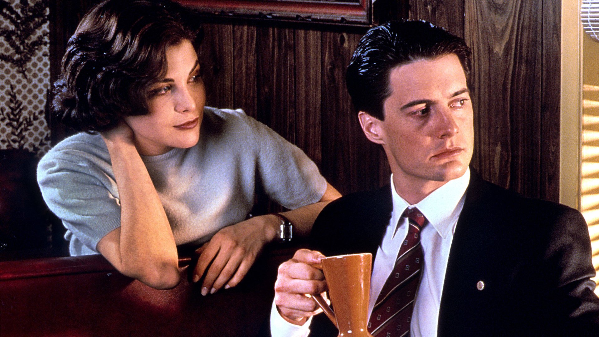 Von-Twin-Peaks-bis-Pulp-Fiction-So-verhalf-Kaffee-diesen-6-legend-ren-Filmen-Serien-zum-Kultstatus