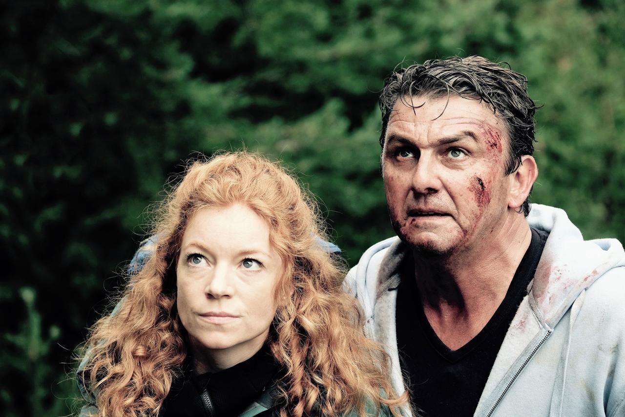 Marleen Lohse und Hans Sigl in „Flucht durchs Höllental“.