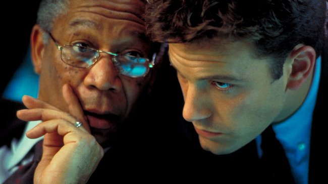 Morgan Freeman und Ben Affleck müssen in „Der Anschlag“ eine Katastrophe verhindern.