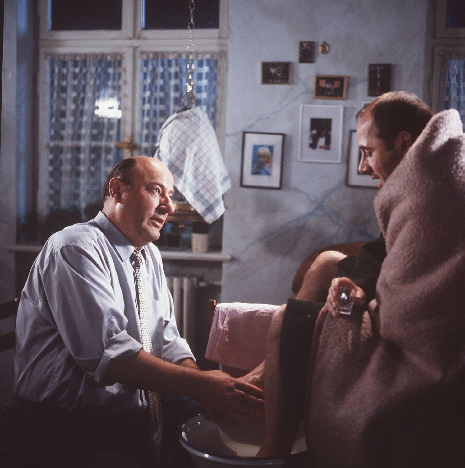 Jetzt kostenlos streamen: Einer der ungewöhnlichsten Filme mit Manfred Krug, der zu Unrecht in Vergessenheit geriet 01eed2f8f9ada89c5d80683e1f ZmMgODBhZjZkNDZmZmZmIDE5MjAgMANlMDBlZjlhYzg4MQ==