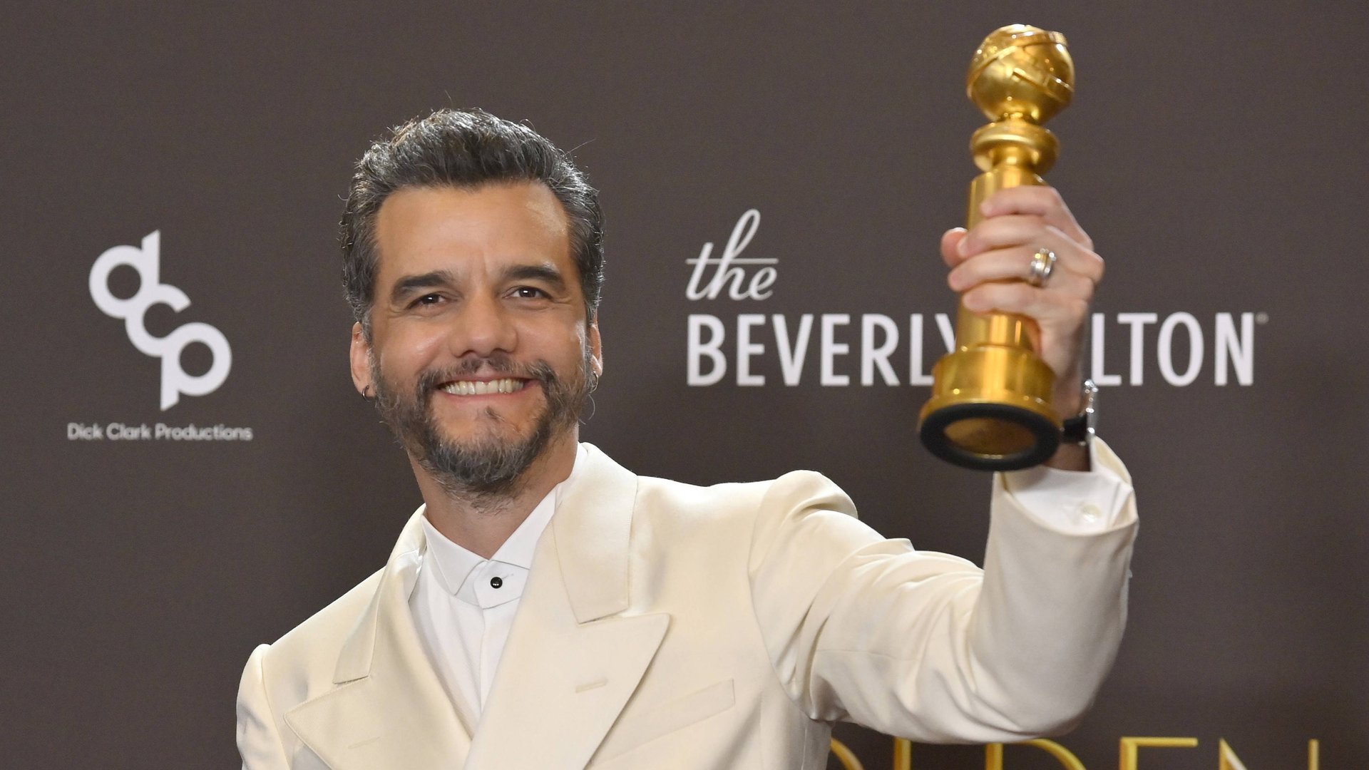 Wer-ist-Wagner-Moura-Aus-diesem-Netflix-Hit-kennt-ihr-den-oscarnominierten-Schauspieler