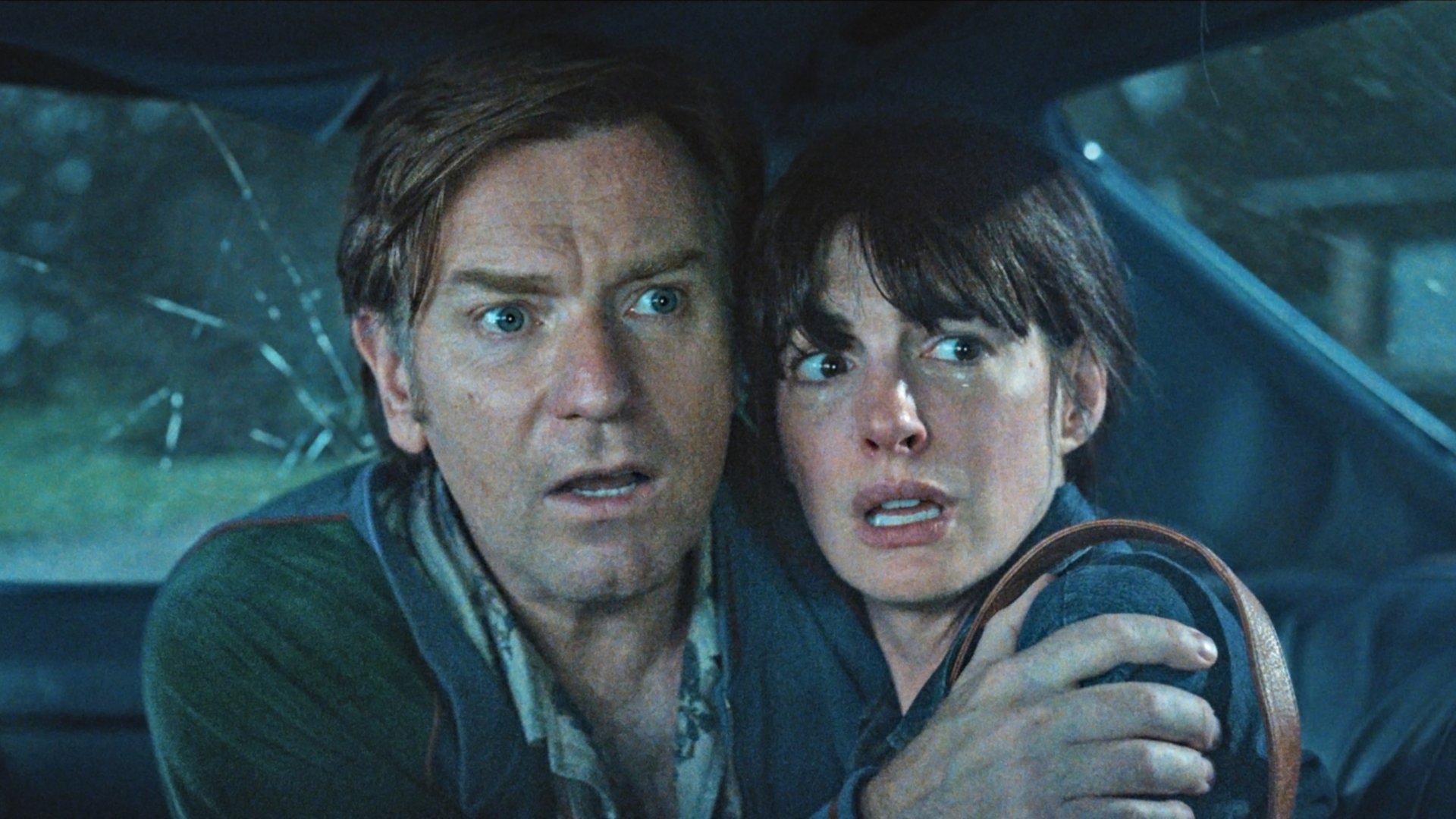 Anders als andere Dino-Action-Blockbuster: Das hebt das neue Sci-Fi-Abenteuer „The End of Oak Street“ von „Jurassic Park“ & Co. ab