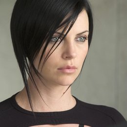 Aeon Flux / Charlize Theron Poster